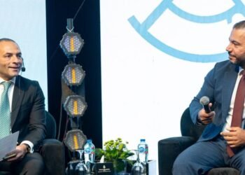 البورصة المصرية تشارك في حوار موسع حول خطط تطوير السوق وتفعيل الآليات الجديدة