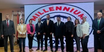 نائب رئيس البورصة المصرية يلقي كلمة تثقيفية لطلاب مدارس ميلينيوم الدولية حول الاستثمار