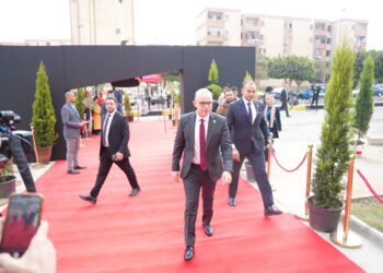 الدكتور محمد فريد رئيس هيئة الرقابة المالية يدلي بصوته في انتخابات مجلس النواب 2025