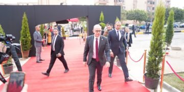 الدكتور محمد فريد رئيس هيئة الرقابة المالية يدلي بصوته في انتخابات مجلس النواب 2025